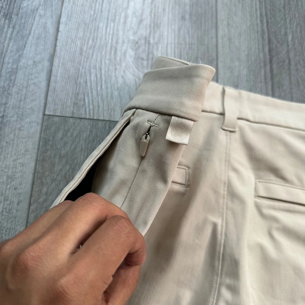 NWOT Lululemon ABC Chino Beige Shorts size 31 Mens Casual Golf